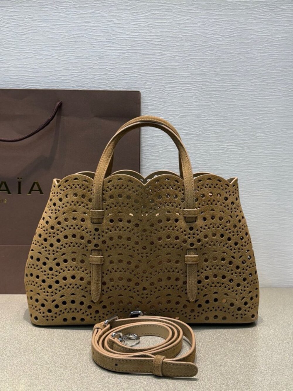 ALAÏA Mina 20 Laser-Cut Tote Bag